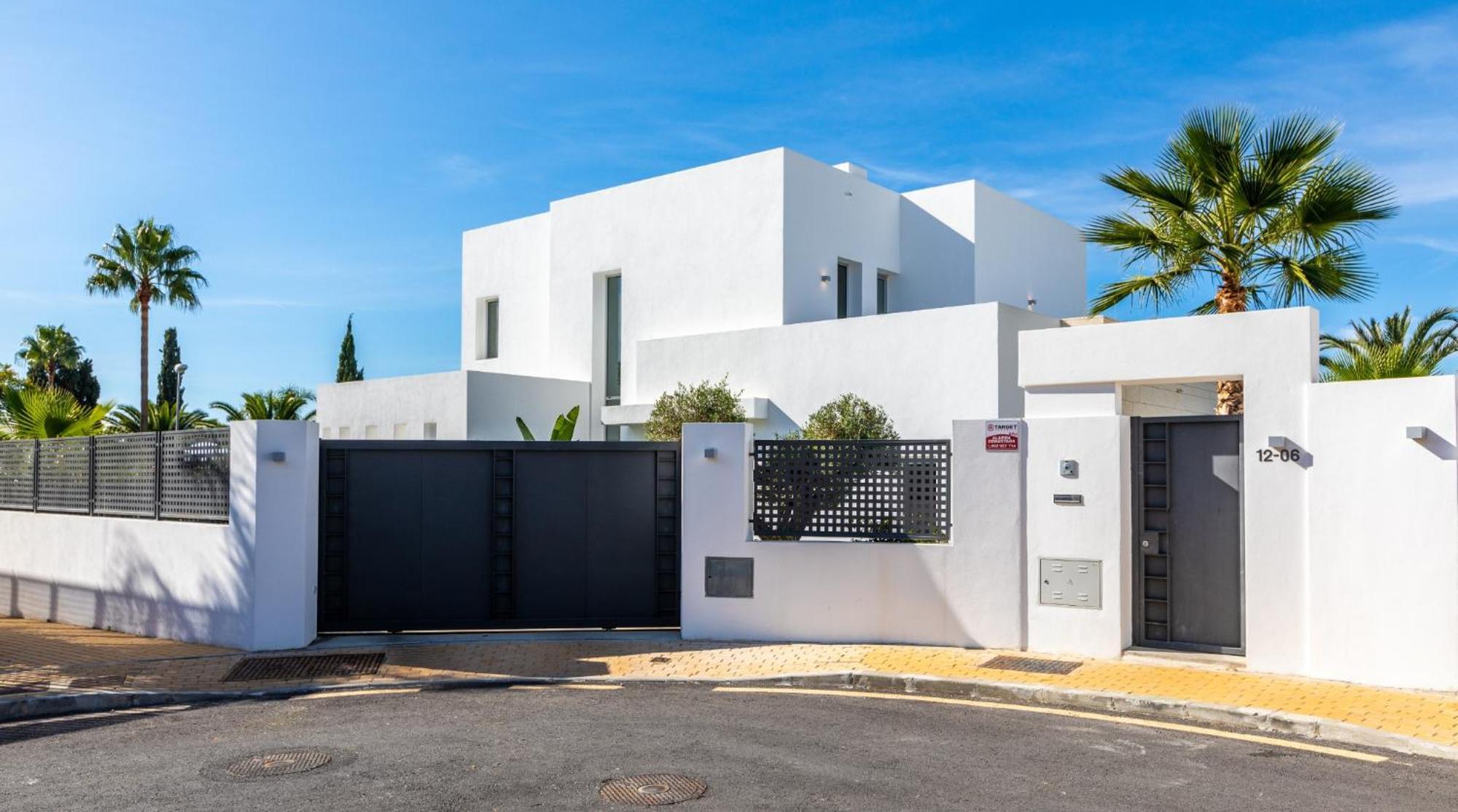 Beautiful Modern With Amazing Views * Marbella